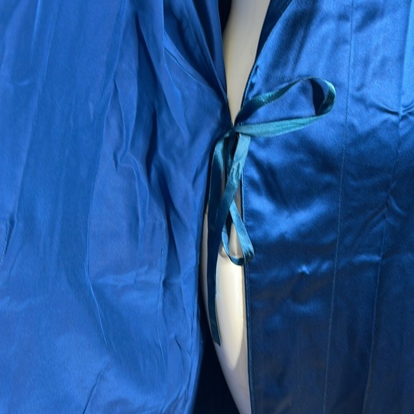 Target 100% Silk Sz L/XL Unisex Robe New with Tags - Picture 7 of 8